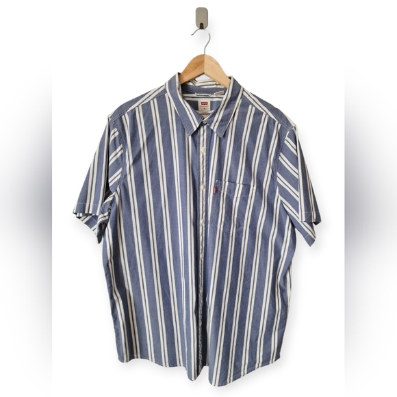 Levi's Other - Levi's Blue & White Striped Short Sleeve Collared Shirt Size XL